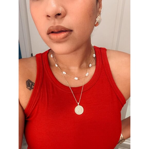 Unique Pearl Collar Necklace - Dainty Baroque Choker with Gold Details for Gifts - Picture 7 of 7